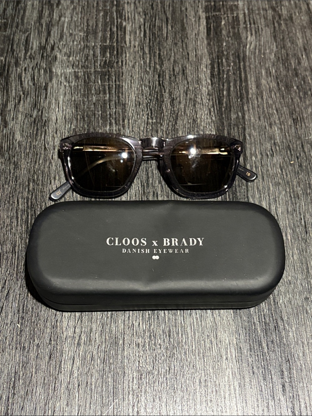 Cloos x Brady - Grey Tonic